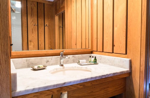 Leland Hotel | Leland Lodge