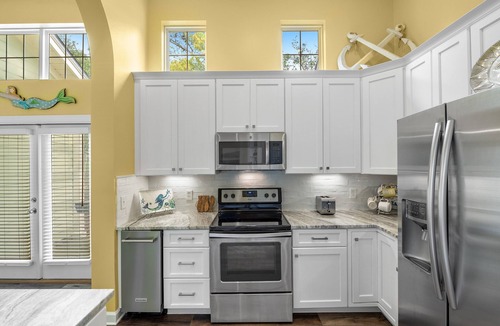 Fort Morgan House | Lil' Bit of Sunshine ~ 3BR - 2.5 BA beach house!