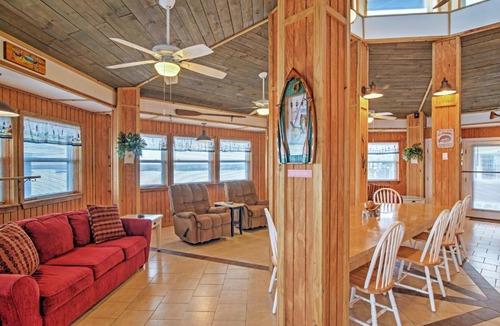 Slidell House | 'Little Blue Crab' Quaint Slidell Home: Near Lakes