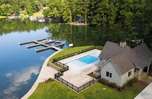 Tallassee Cabin | Little Red at Kowaliga Bay by Big Fish Real Estate Group at Lake Martin