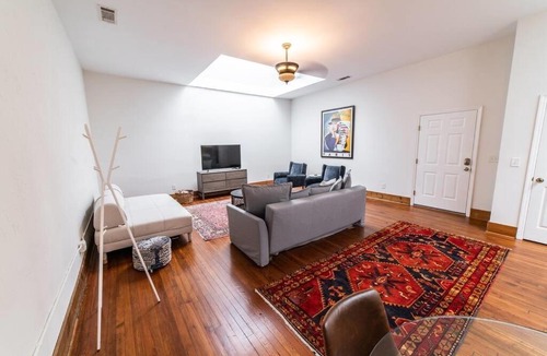 Columbus House | Loft A 12th street Skylight Loft A UPTOWN Ten MIN to Ft Benning