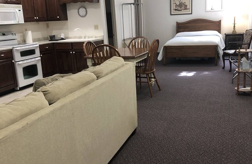 Scottsboro Apartment | "Loft in the Boro!" Perfect for One