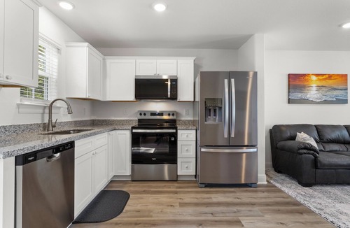 Gulfport House | Look No Further.New Modern House near military bases, shopping, and beaches