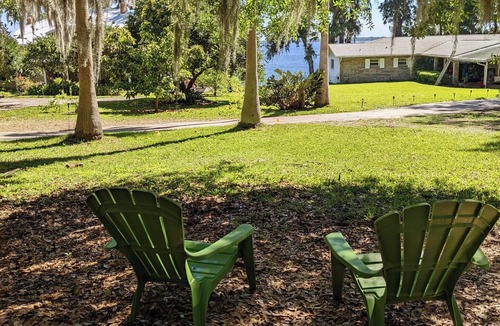 Crescent City House | Looking for a quiet place to stay? Consider The Ollie Vee in Crescent City, FL