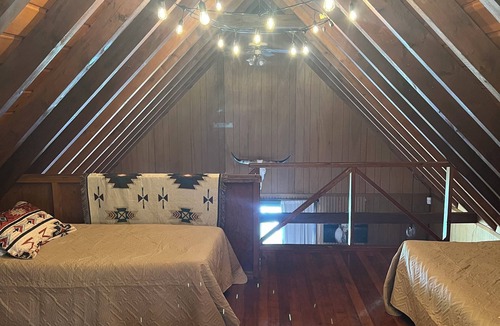 Northeast Michigan Ski Chalet | Lost Pines Lodge - Little A - Cabin 2 - Pet Friendly