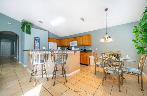 West Haven House | Lovely 4 Bedroom Home-Private Pool-Close to Disney-10% off for weekly stay