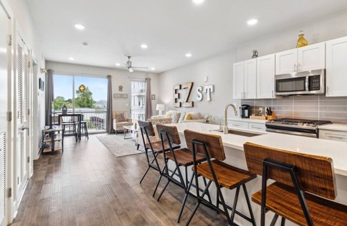Bywater Condo | Lovely Condo in the Bywater. Great Nola Location!