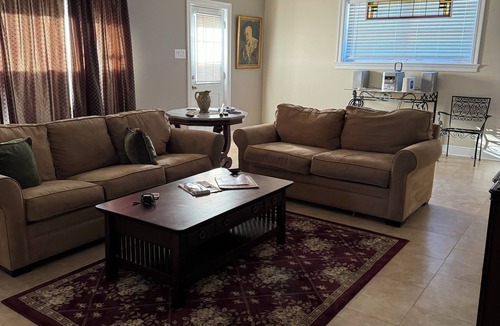 Fillmore House | Lovely Furnished Vintage Home