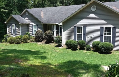 Chambers County House | Lovely Lake Home Close to Callaway Gardens & Auburn