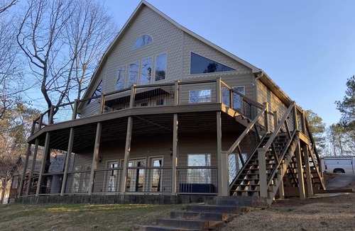 Wedowee House | Lovely Quiet Lake Home for Small Groups