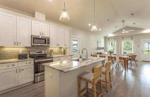 Magnolia Bluffs House | Lovely Seaside Retreat—Coastal Charm, Tons of Amenities + Close to Everything!