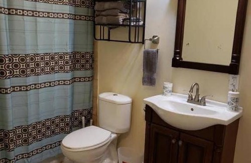 Algiers Point Apartment | Lovely Studio Apartment in Algiers Point Sleeps 4