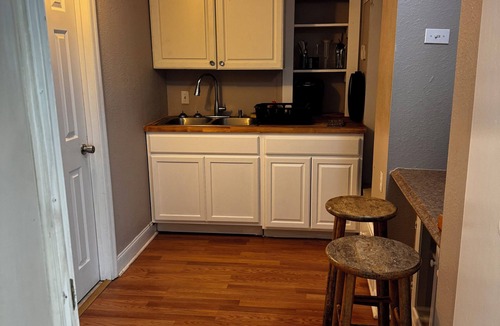 Hyde Park Apartment | Lovely Tiny House located in the heart of Jacksonville