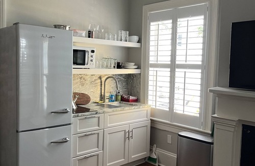 Savannah Victorian District Apartment | LushLife Petite Resort; Garden Apartment with Tranquil Garden