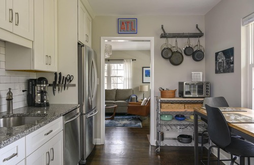 Piedmont Heights House | Lux Family Friendly Midtown Bungalow 2BR 2BA - Walk to Beltline!