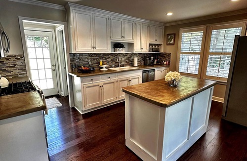 Columbus House | Luxurious and Cozy Midtown Home Near Fort Moore and Uptown