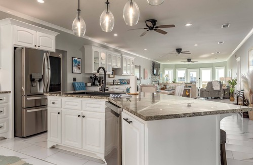 Dauphin Island House | Luxurious Coastal Home with Heated Pool and Views