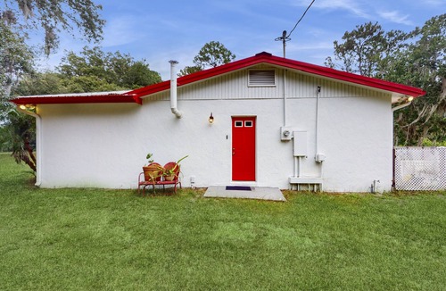 Umatilla House | Luxurious Comfort Meets Peaceful Countryside in Umatilla