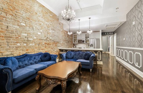 French Quarter Condo | Luxurious Downtown Condo by the French Quarter!