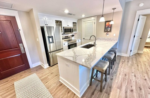 Baytowne Wharf Condo | Luxurious living in Baytowne Wharf minutes from the Beach 310PH