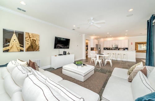 Watersong House | 🏡✨ Luxurious Model Resort Pool Home Near Disney! Perfect for Family Fun!