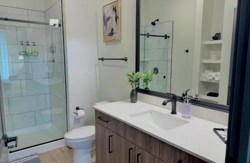 East Side Apartment | Luxury 2BR - Near Downtown Atlanta