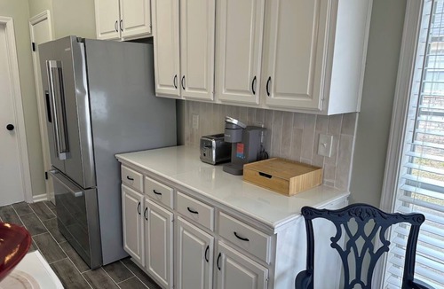 Gunter Afs House | Luxury 3-Bedroom Retreat Near Shoppes at EastChase