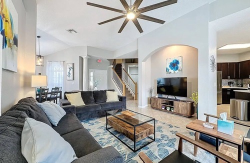 Calabay Parc House | Luxury 6-Bedroom Home with Pool & Spa Near Disney Orlando!