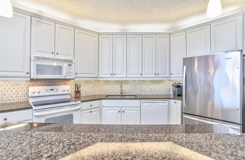 Ono Island Condo | Luxury Beachfront Condo - Direct Panoramic Gulf Views and Pets Considered!