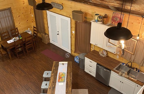 Mittie Cabin | Luxury cabin retreat in the woods.