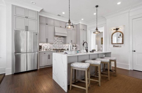 Old Town House | Luxury Coastal Retreat | Sleeps 8 | Private Pool | Walk to the Beach!