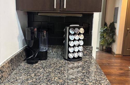 Dunwoody Apartment | Luxury/Cozy 1-Bedroom Condo Retreat Dunwoody GA