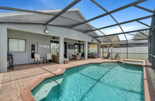 Bridgeford Crossing House | LUXURY HOME! 4BEDS/3B. PRIVATE POOL!