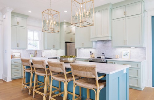 Lake Park House | Luxury Lake House, Huge Pool, Dock & Panoramic Views