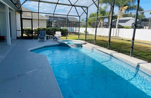 West Haven House | Luxury Manor Vacation Home with Pool and Spa