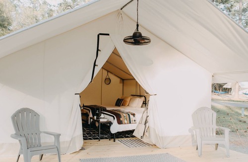 Delta RV Rental | Luxury Spacious Glampsite with VIEWS of Cheaha State Park, Pet Friendly!
