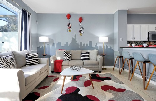 Windsor Hills House | Magical Adventures Disney-Themed Windsor Hills