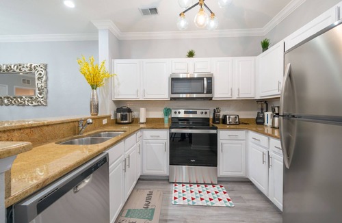 Four Corners Resort | Magical Newly Renovated 10 minutes to Disney 2Bed,2Bath