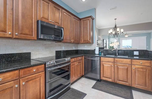 Palm Coast Condo | Magnificent 4th Floor Corner Condo 941 overlooking the lake at Cinnamon Beach