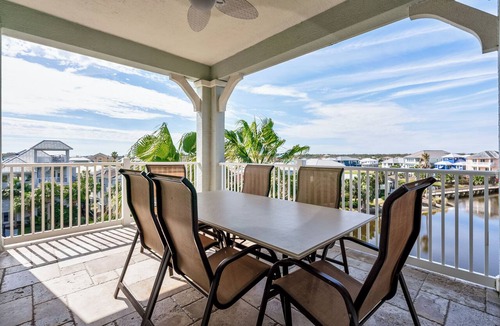 Palm Coast Condo | Magnificent 4th Floor Corner Condo 941 overlooking the lake at Cinnamon Beach