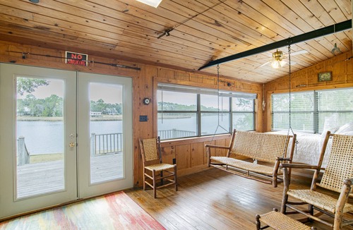 Foley Cabin | Magnolia Springs River Log Cabin- Alabama Paradise