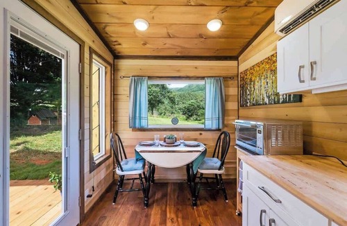 Wildwood House | Magnolia Tiny Home - Hot Tub and Mountain Views