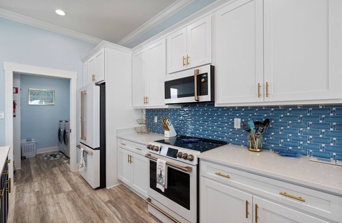 Dauphin Island House | March/April Discount - Beautiful home steps away from Gulf of Mexico Beaches