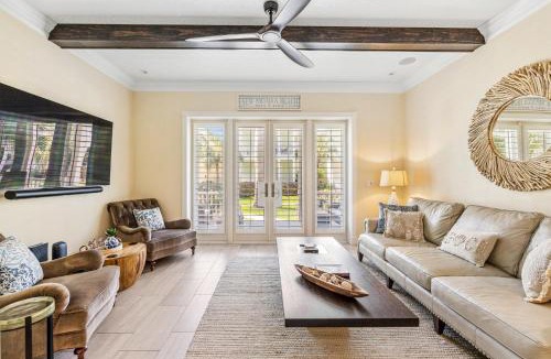 North Causeway House | Marina Villa 13 Pool, Tiki Bar & Dining, Prime Location