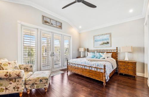North Causeway House | Marina Villa 13 Pool, Tiki Bar & Dining, Prime Location