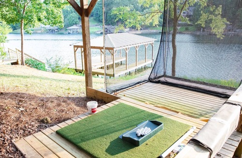 Northport House | Maritime Retreat (Lake T) | Huge Dock & Games!