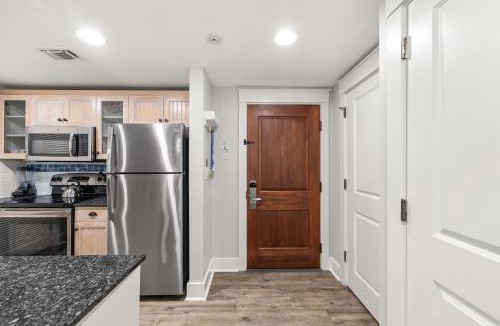 Baytowne Wharf House | Market Street Inn 341
