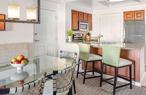 Williamsburg Villa | Marriott's Grand Vista Resort - Perfect for Families & Theme Park Lovers!