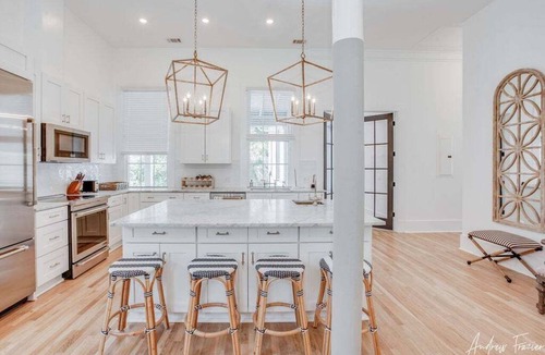 Tybee Island Condo | Massive Condo Sleeps 12 with Pool at North Beach