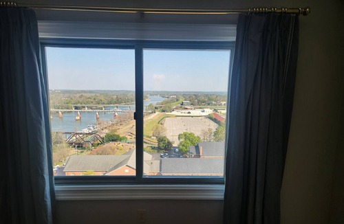 Downtown Condo | Masters Tournament: Spacious 2BR 2BA in a secured building in downtown Augusta